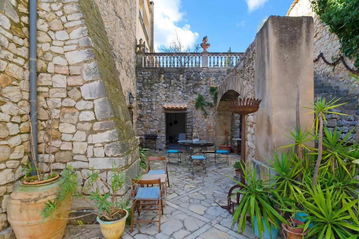 Casa Historica Con Piscina Sauna Y Jacuzzi Lloseta