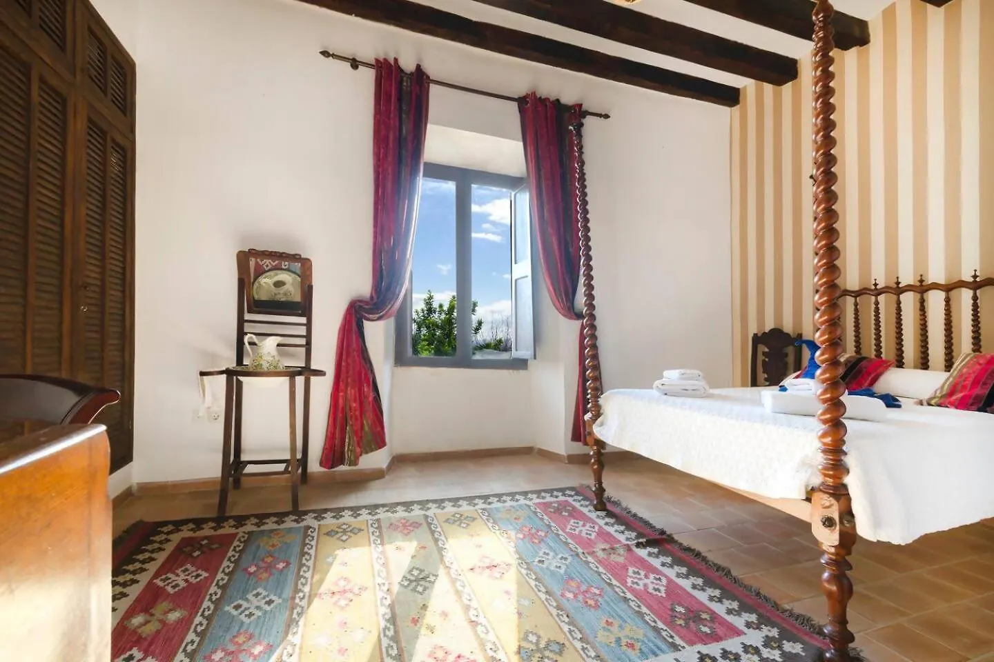 Casa Historica Con Piscina Sauna Y Jacuzzi Lloseta 0*,