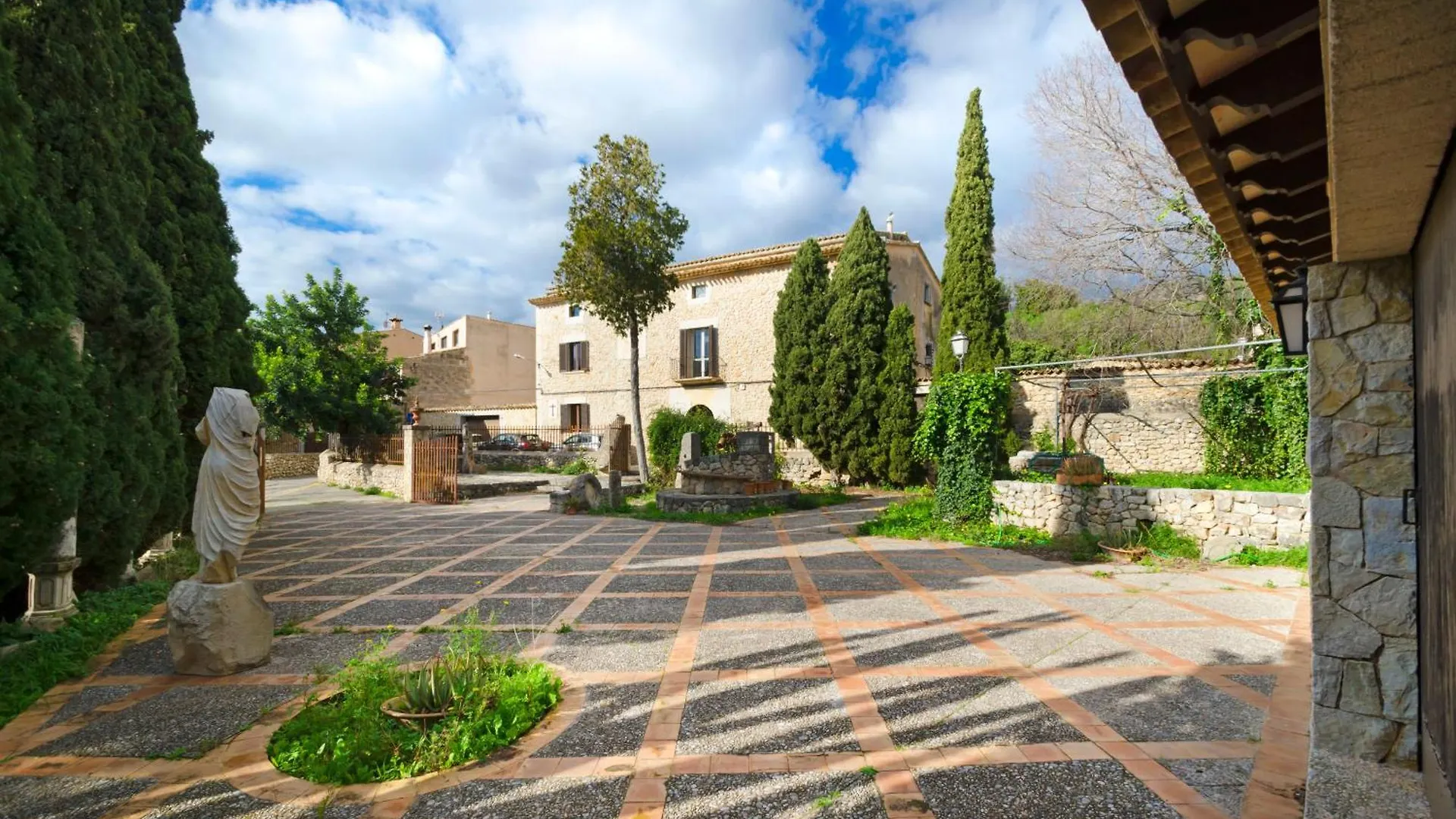Villa Casa Historica Con Piscina Sauna Y Jacuzzi Lloseta